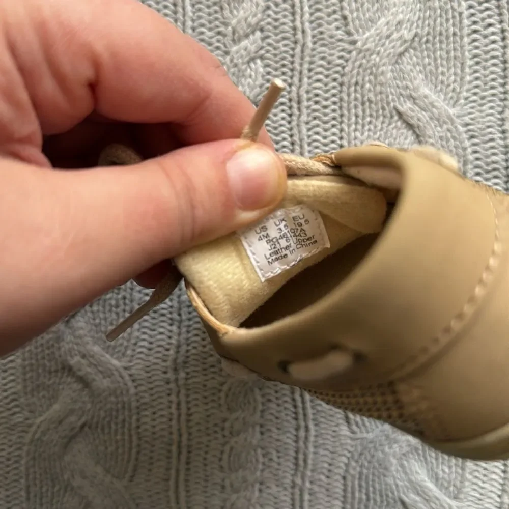 Baby Boy shoes bundle Sperry Beige Boat Shoes size 4 Baby Crib Shoes 6-12 months